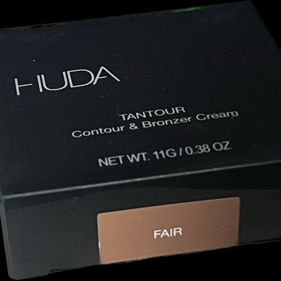 Huda Beauty Tantour - Fair - Picture 1 of 1